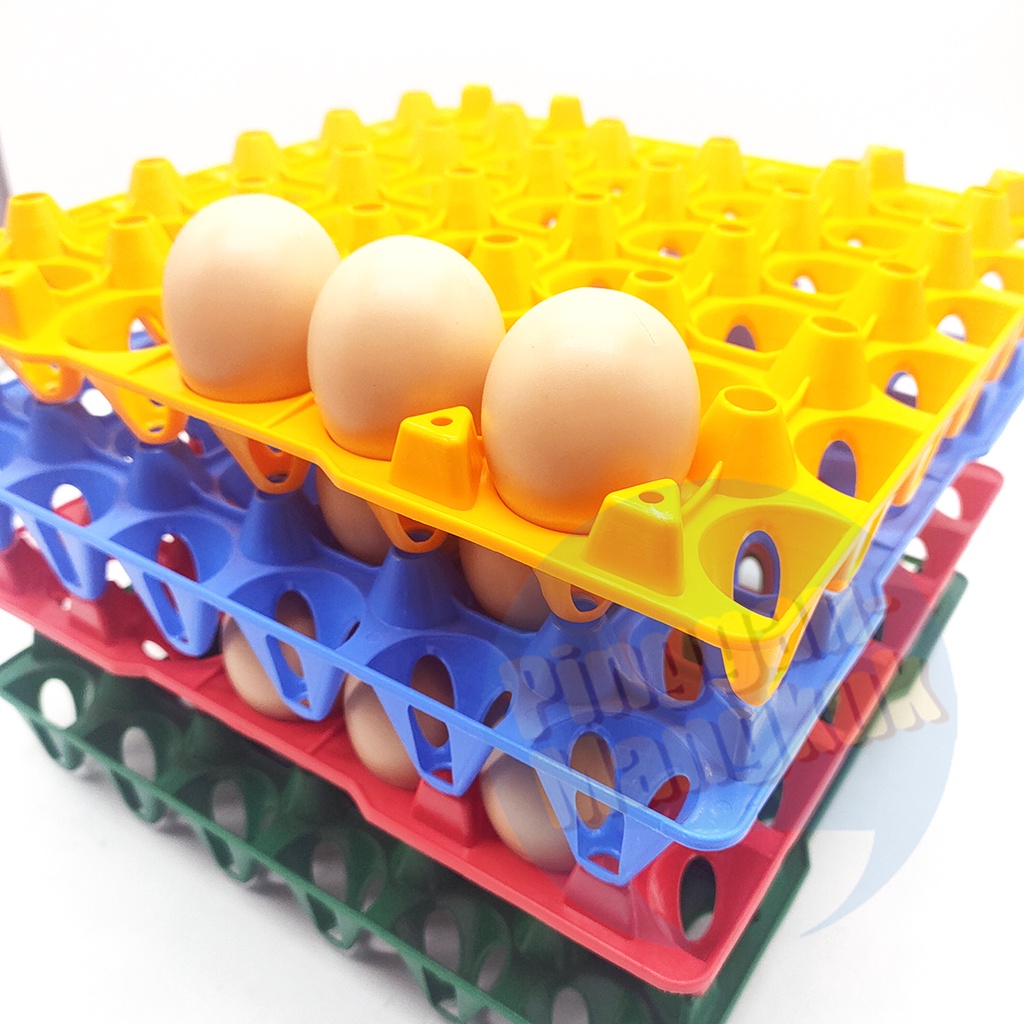 How to wash plastic egg trays