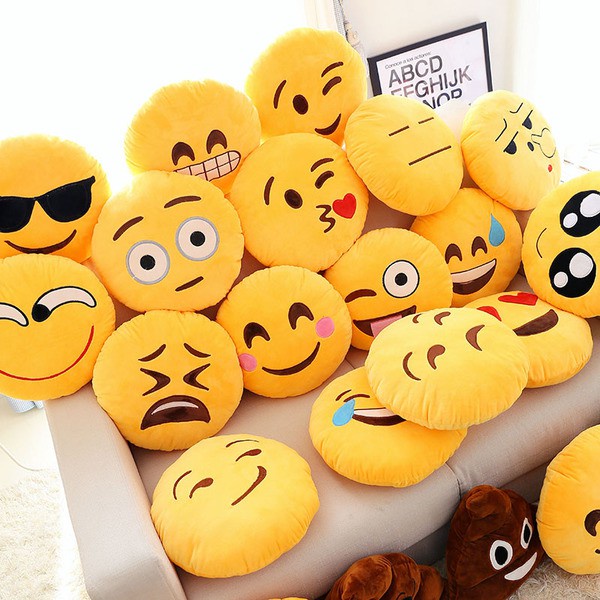 Whatsapp emoji outlet pillows