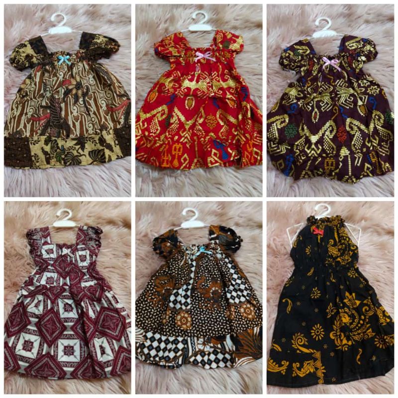 baju batik dress dan sepasang random baby 2 tahun material