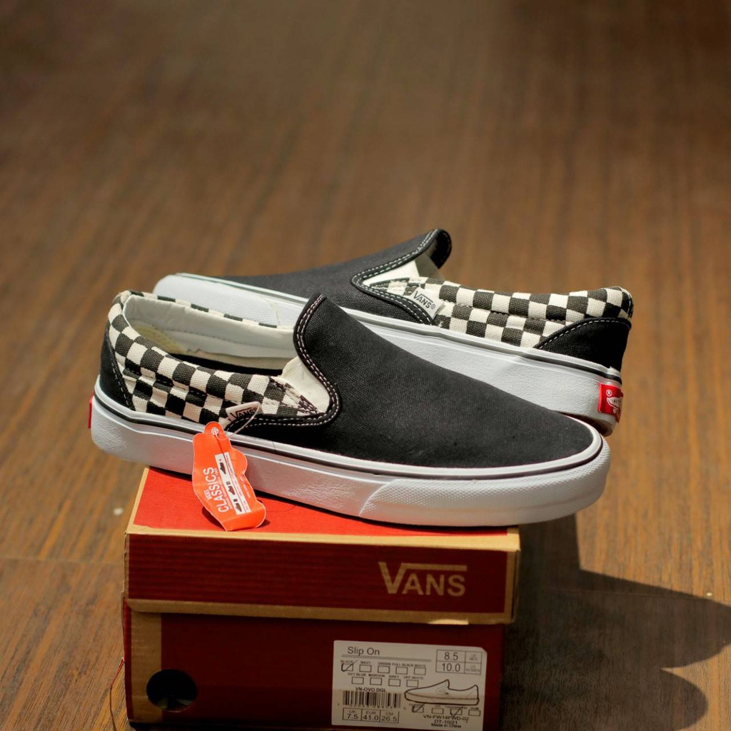 Vans slip on hot sale thrasher checkerboard