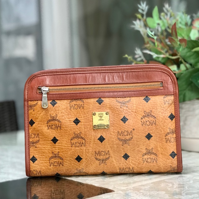 Clutch hot sale bag mcm