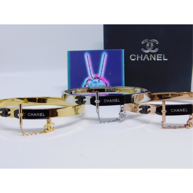 Chanel hot sale bangle gold