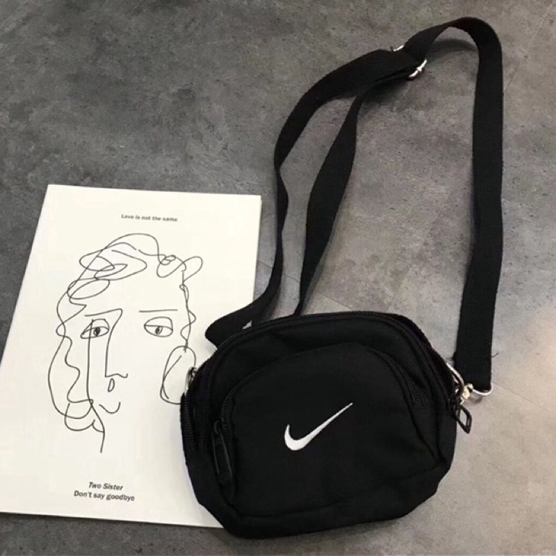 Nike mini discount swoosh sling bag