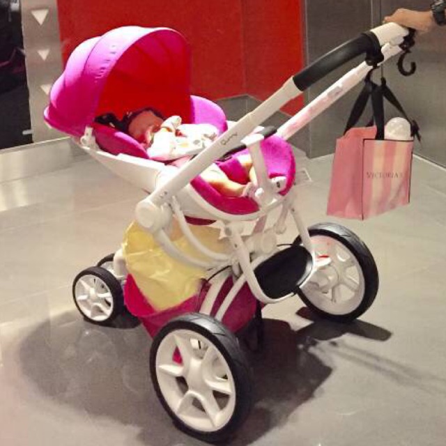 Pink cheap quinny stroller