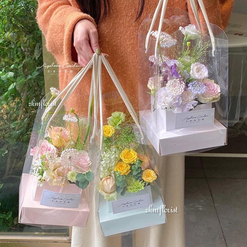 💝 KK SURPRISE DELIVERY Hadiah Bunga Bajet Murah Korean Mini Soap Rose  Flower Bouquet + Chocolate, Hobbies & Toys, Stationery & Craft, Flowers &  Bouquets on Carousell