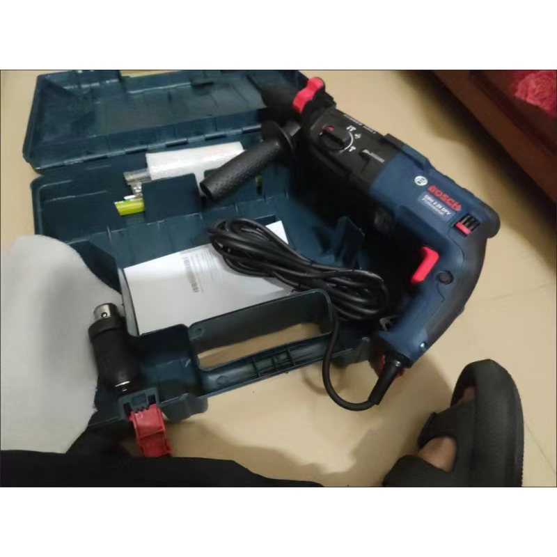 BOSCH Rotary Hammer 780W 3 Function Hacking Drilling Impact