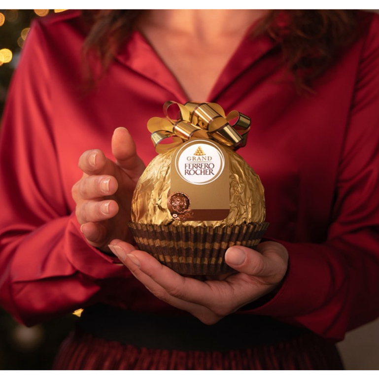 Grand Ferrero Rocher® Chocolate & Hazelnut Candy