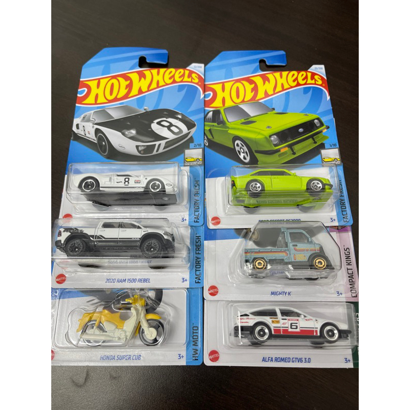 Cheap store hot wheels