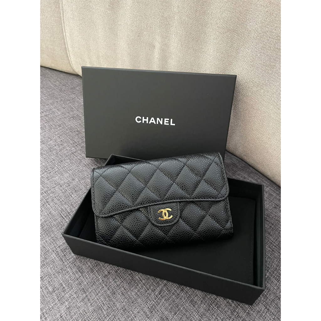 Chanel wallet medium size hot sale