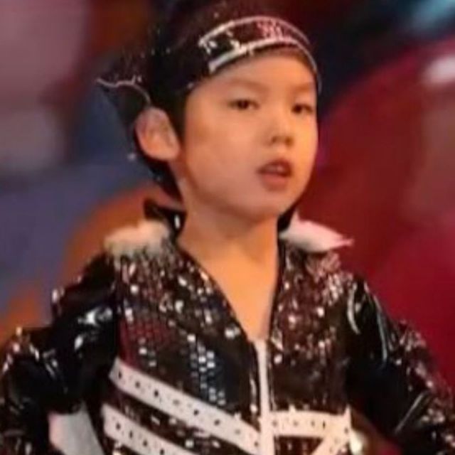 Being_Kpop, Online Shop Shopee Malaysia