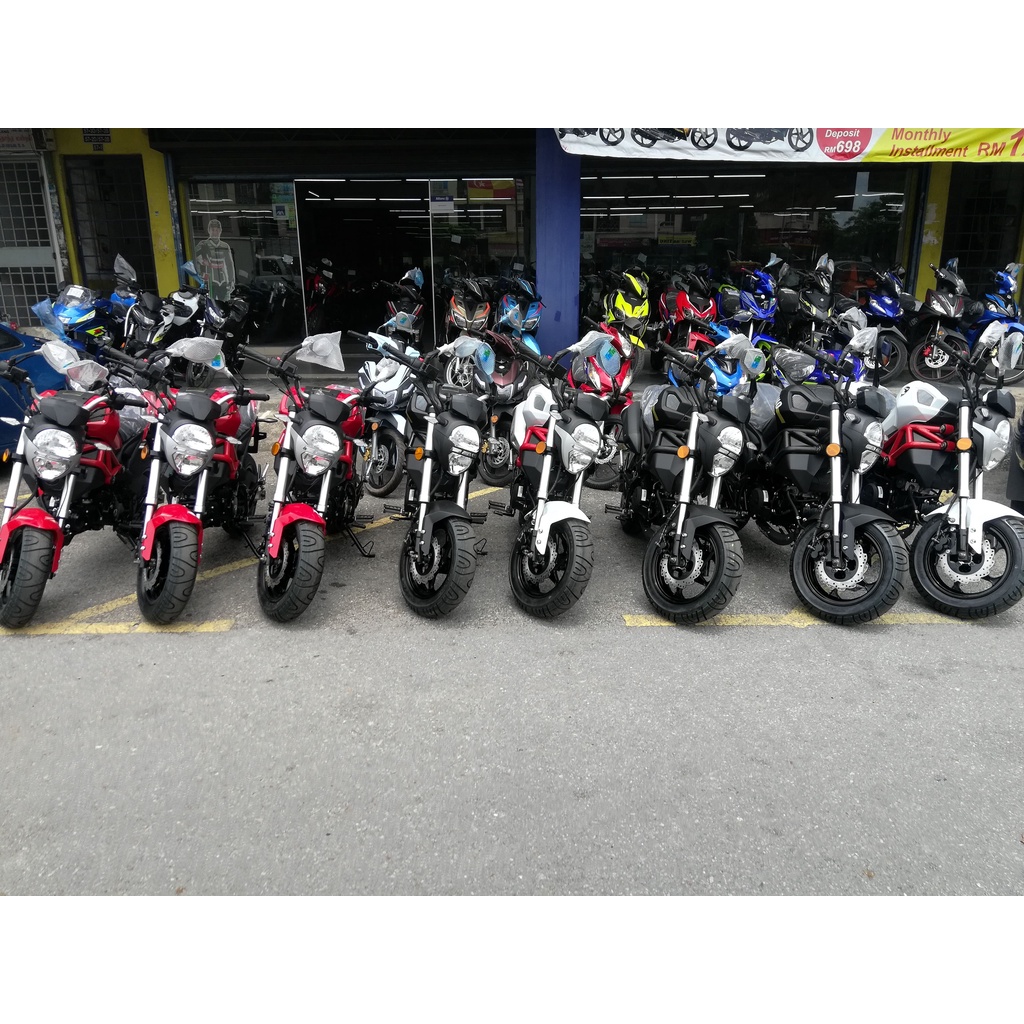 Mini ducati monster online 125cc