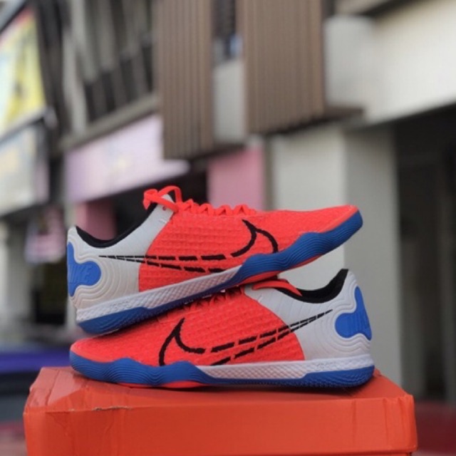 react gato nike futsal