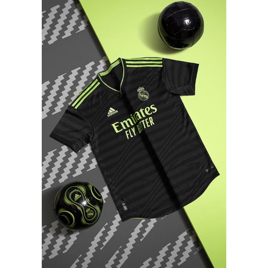 Jersey real madrid negra hot sale