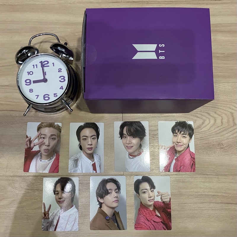 🔥CLEARANCE🔥 OFFICIAL BTS Army Membership Merch Box 9 Loose