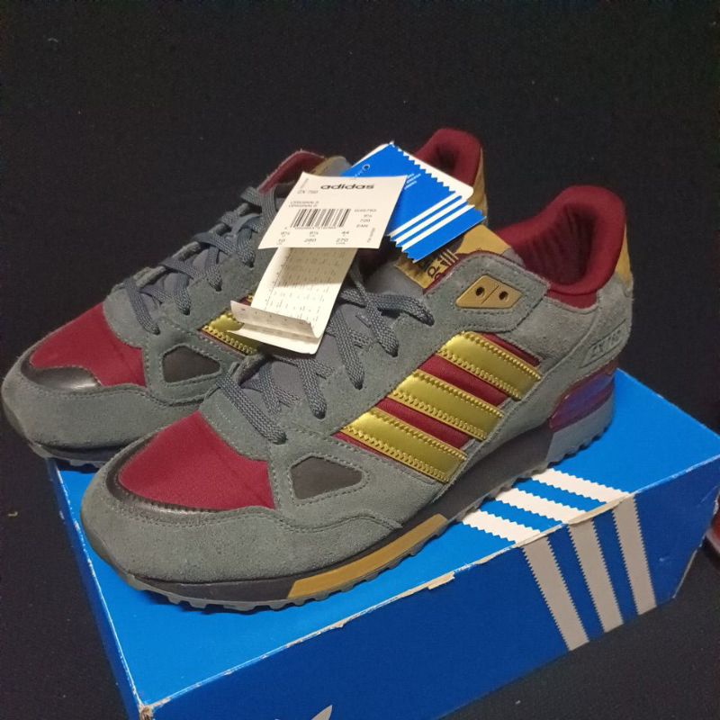 Adidas zx hotsell 750 online shop