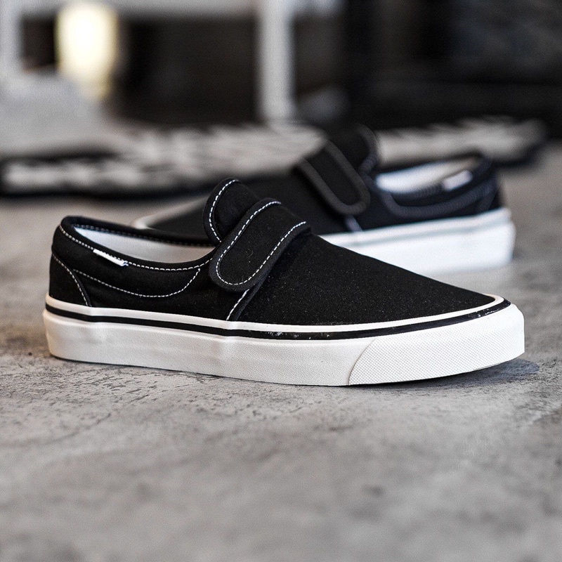 Vans anaheim slip hot sale on 47