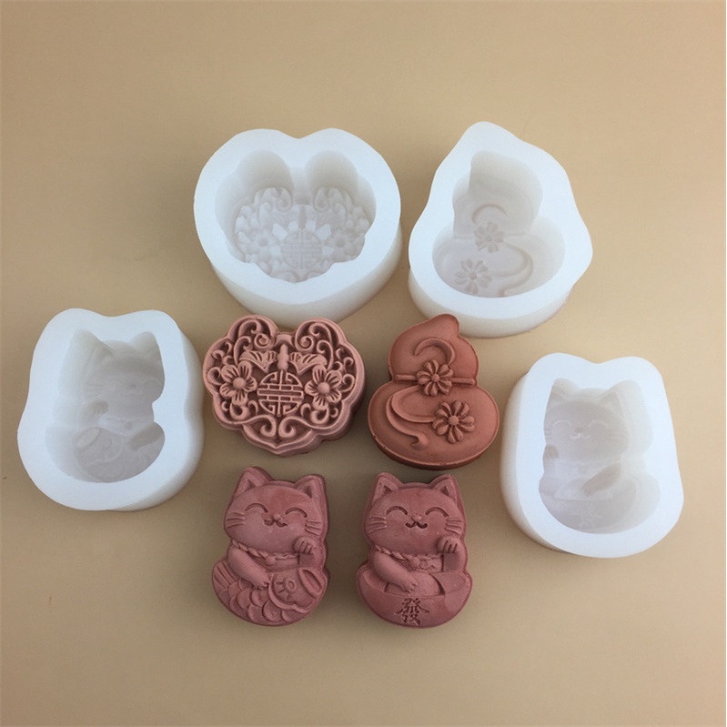 4pcs Heart Silicone Molds Candy Molds Chocolate Molds Silicone Heart Shaped  Silicone Mold Rose Bow-Knot Shaped Valentines Day Chocolate Molds Silicone Heart  Molds for Baking : : Kitchen