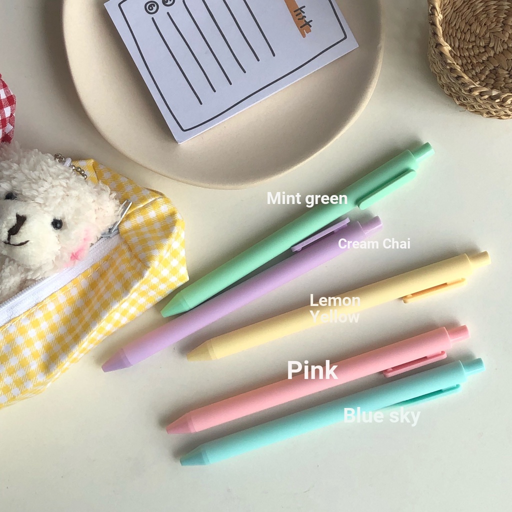 KR. LIF Fun Pencils For Kids Wooden Cute Pencil, 18 PCS wood cool pencils  desk pet fancy pencils classroom gifts for students : : Office  Products