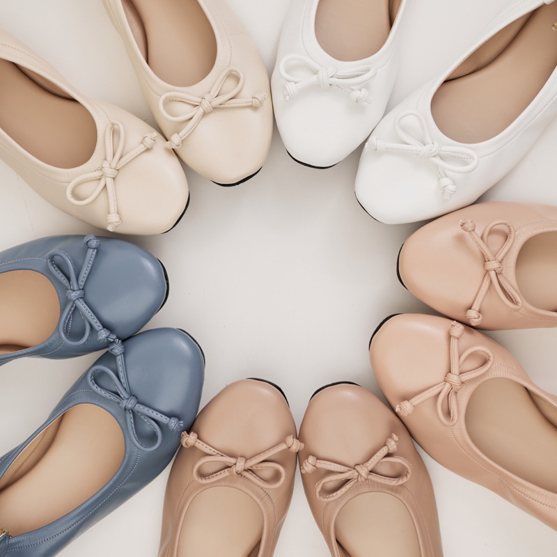 porta Assolutamente Riflessione ballerina flat shoes civico